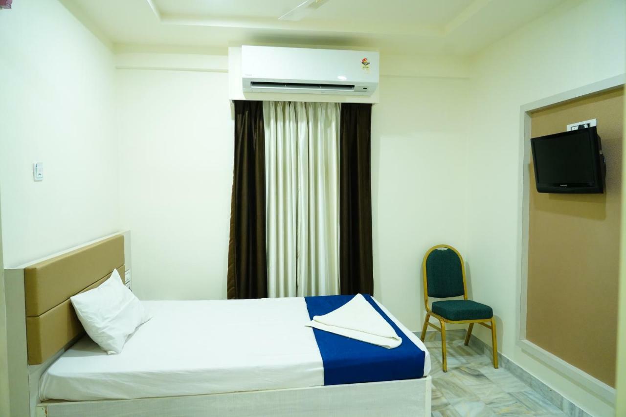 Hotel Swagath Grand Miryalaguda Mirialguda ภายนอก รูปภาพ
